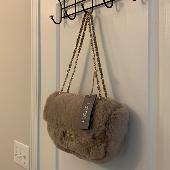 Expression New York Beige Vegan Fur Flap Bag - Picture 3 of 16